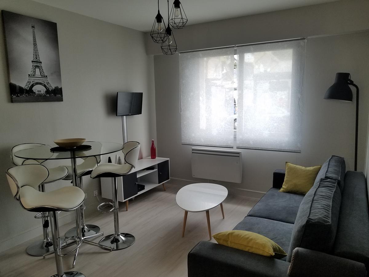 Apartmán Lv Chasles Chartres Exteriér fotografie